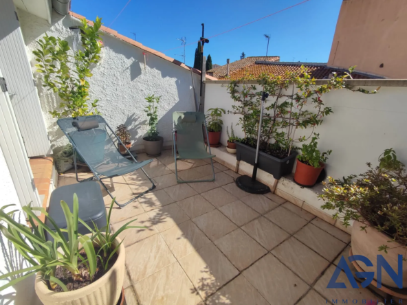 À vendre : Maison de ville 4 pièces de 73,8 m² avec terrasse à Agde