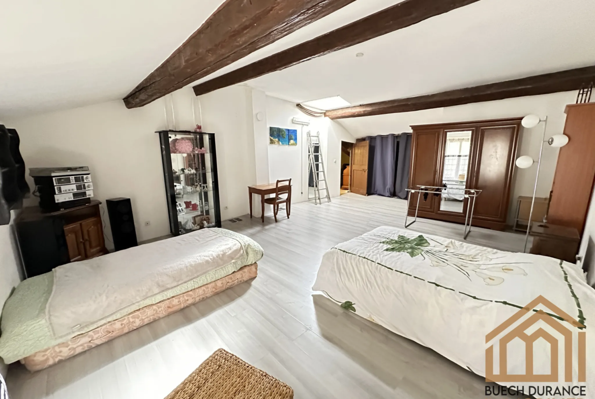 À Vendre : Appartement Spacieux à Aspres-sur-Buëch (Hautes-Alpes) 