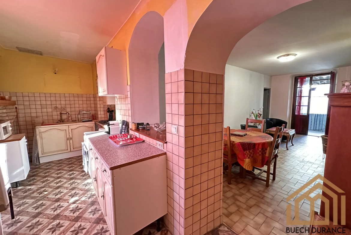 À Vendre : Appartement Spacieux à Aspres-sur-Buëch (Hautes-Alpes) 