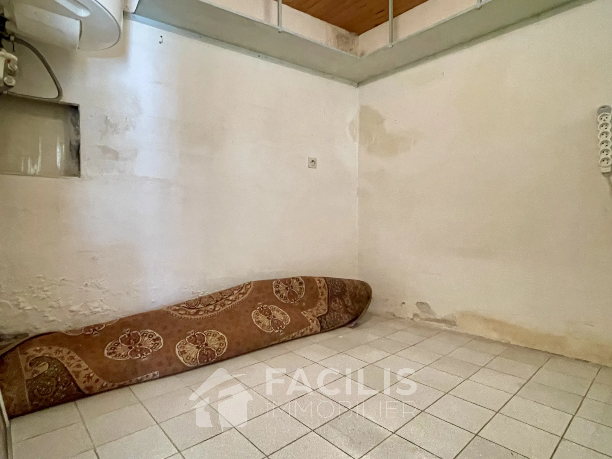 Appartement T2 à rénover à Valensole (04210) 