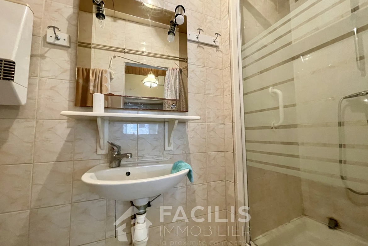 Appartement T2 à rénover à Valensole (04210) 