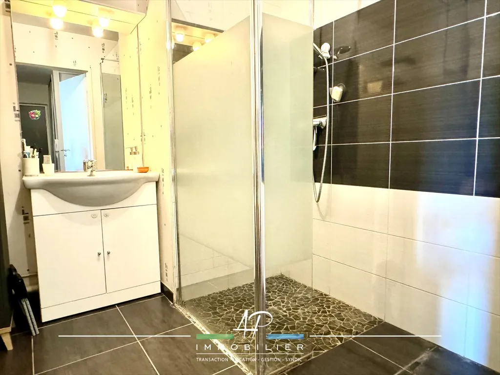 Appartement T3 en rez-de-jardin à Dijon - Quartier port du canal 