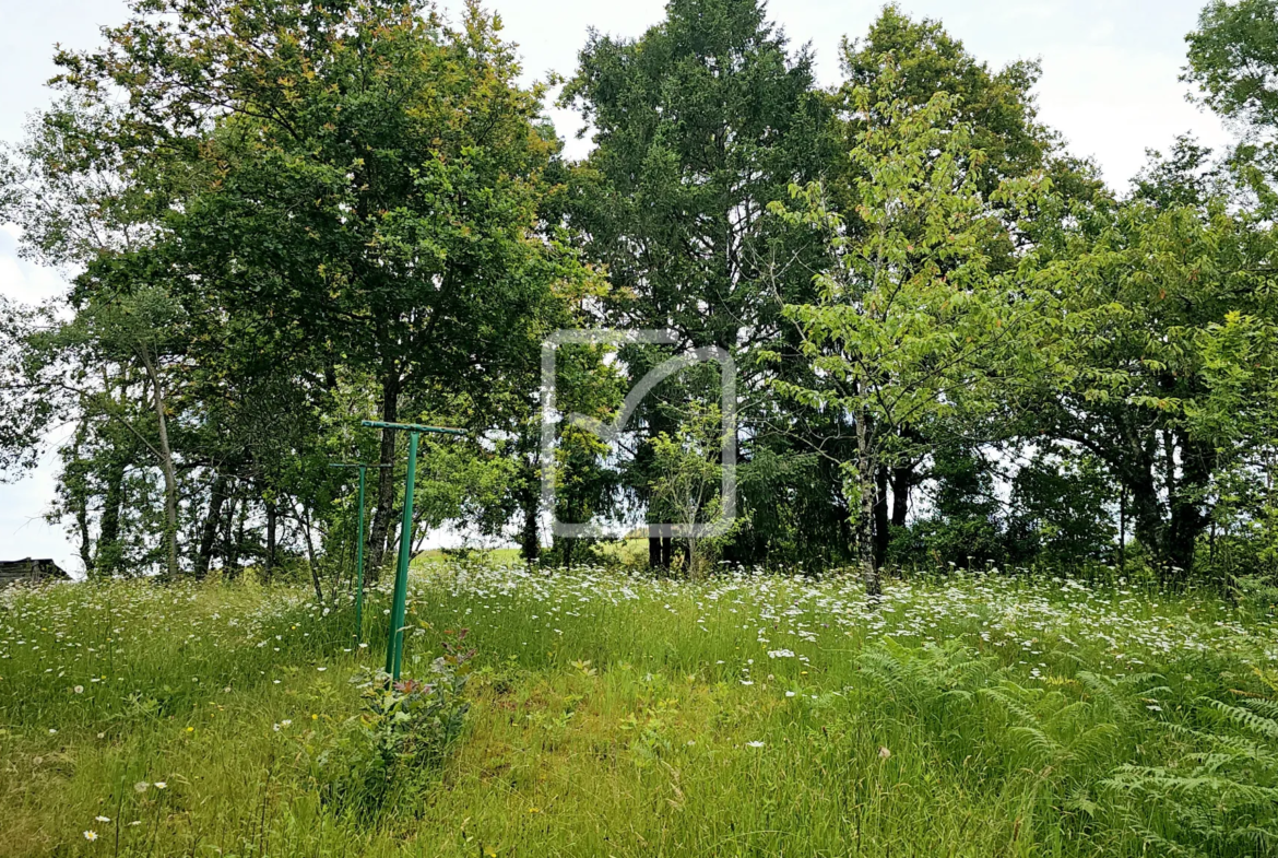 Maison de plain-pied à vendre à Yssandon avec vue imprenable 