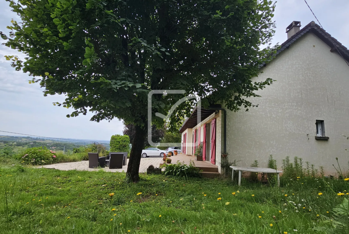 Maison de plain-pied à vendre à Yssandon avec vue imprenable 