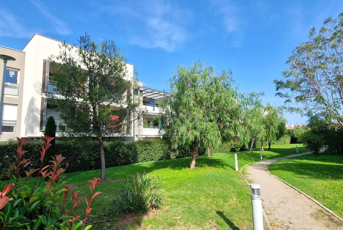 Vente Appartement 2 pièces dernier étage à Fréjus 