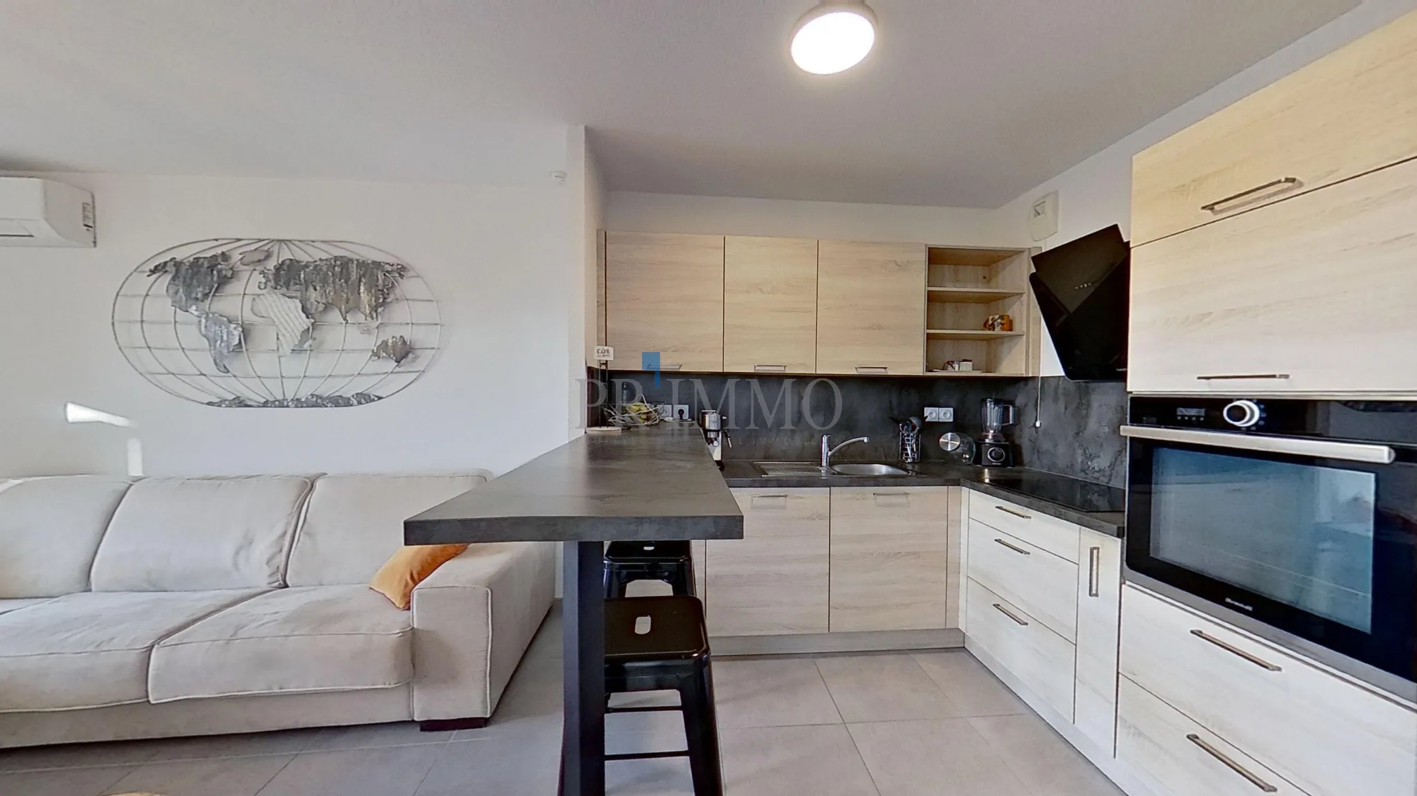 Vente Appartement 2 pièces dernier étage à Fréjus 