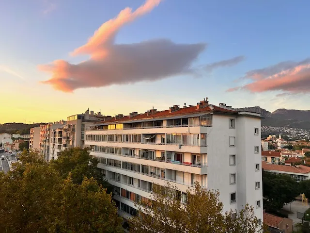 Toulon - Appartement T3 Dernier Étage à Vendre 