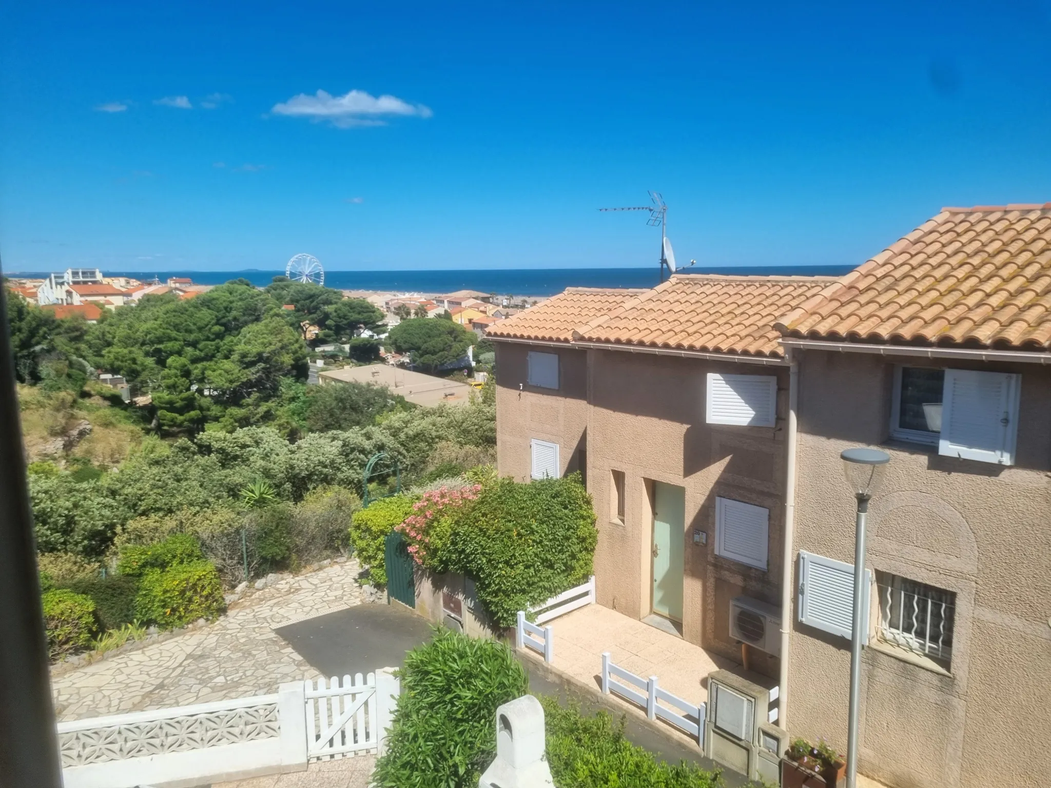 Vente villa avec vue mer à St Pierre la Mer - Piscine et parking 