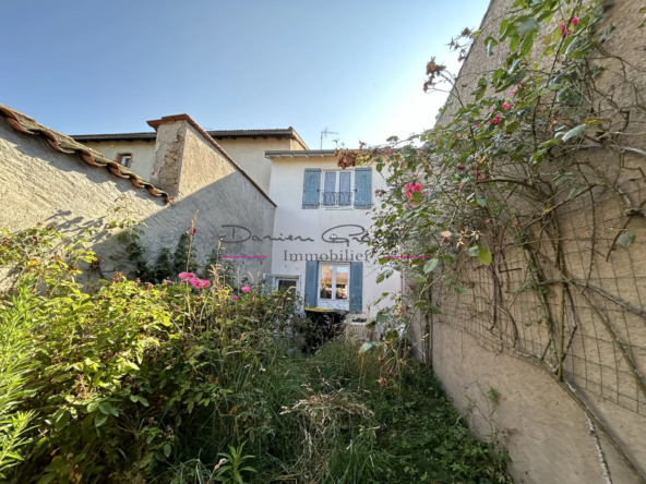 Maison de village à vendre à Neulise avec terrain