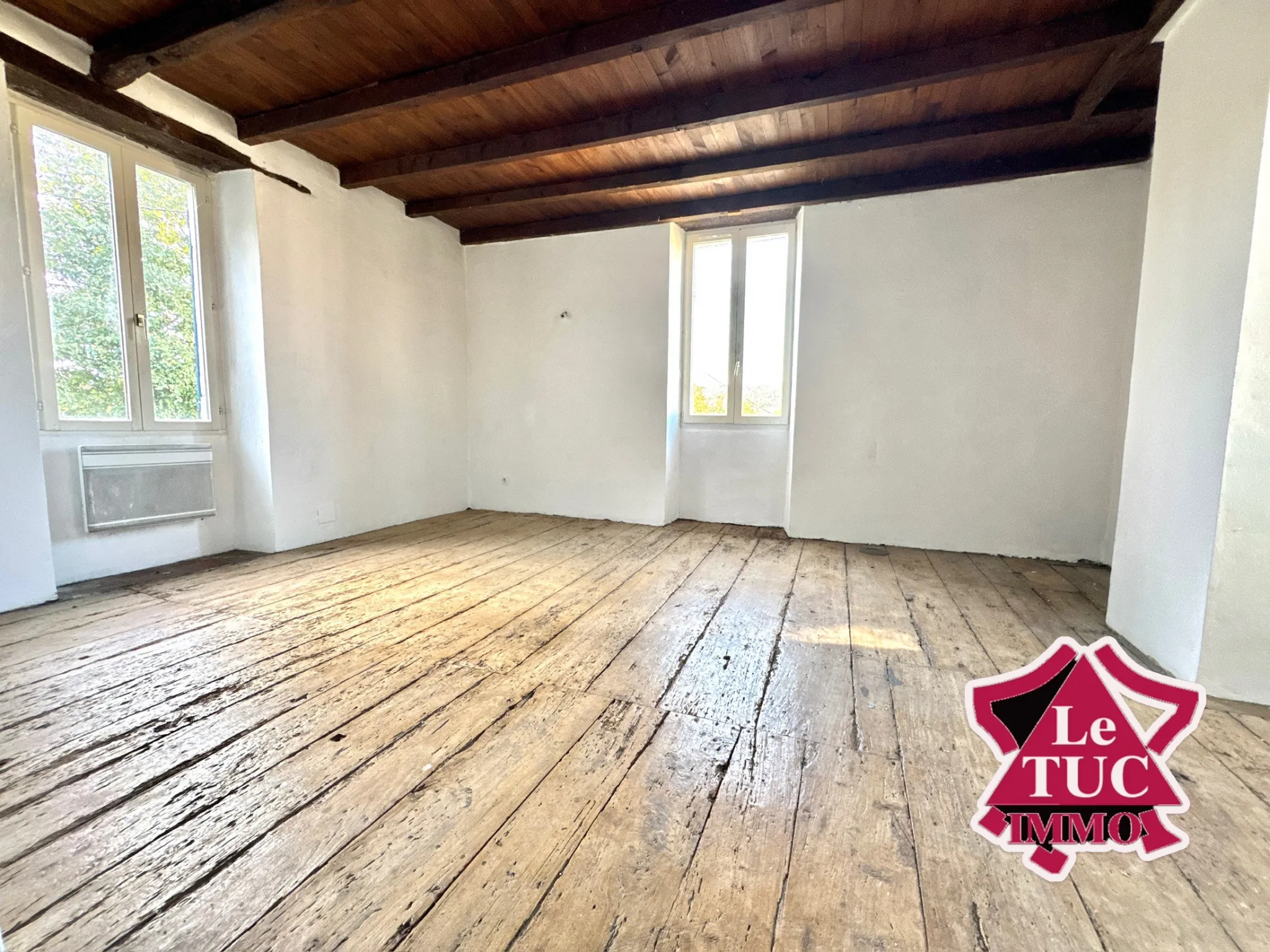 Maison en pierre 3 chambres à vendre à Penne d'Agenais 