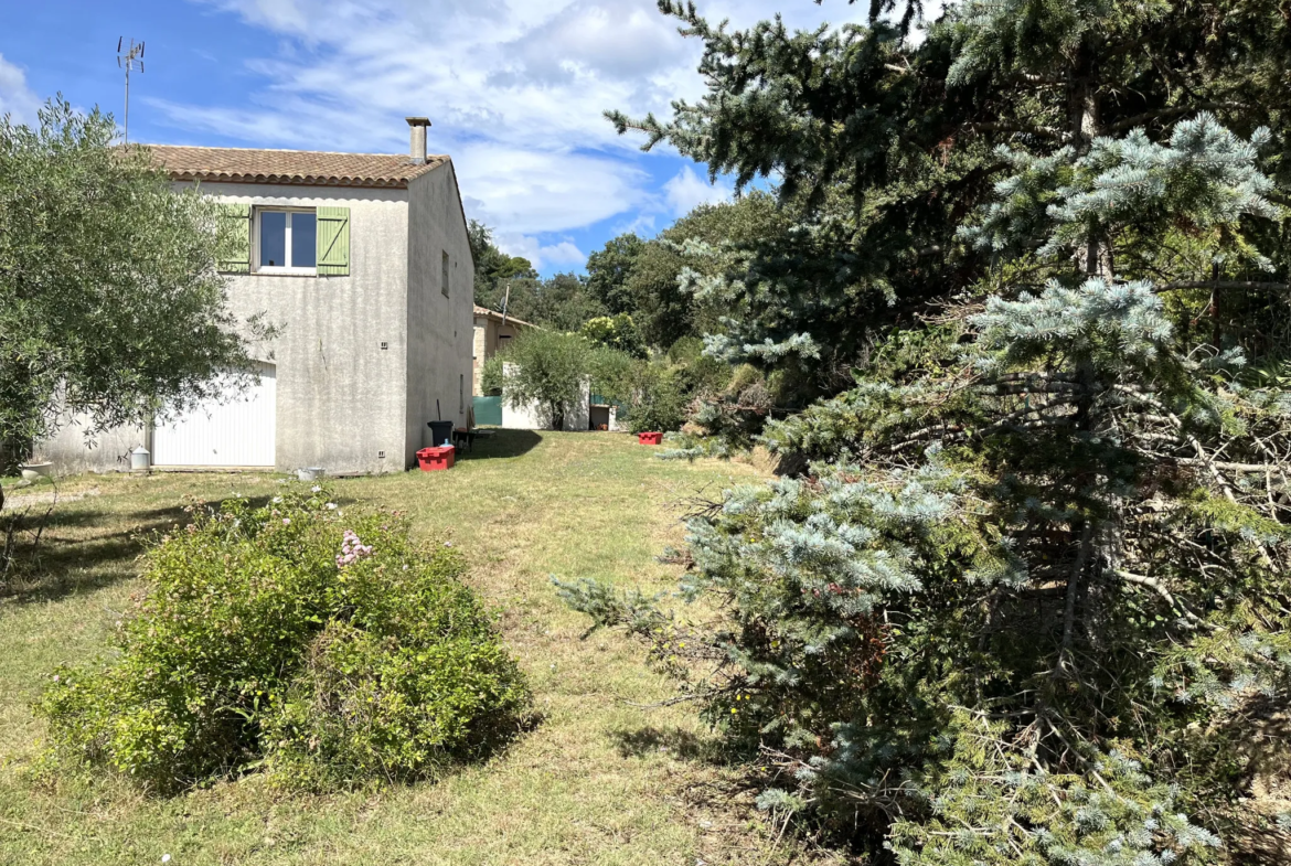 Maison de Campagne 5 pièces avec Piscine à Cabrerolles 