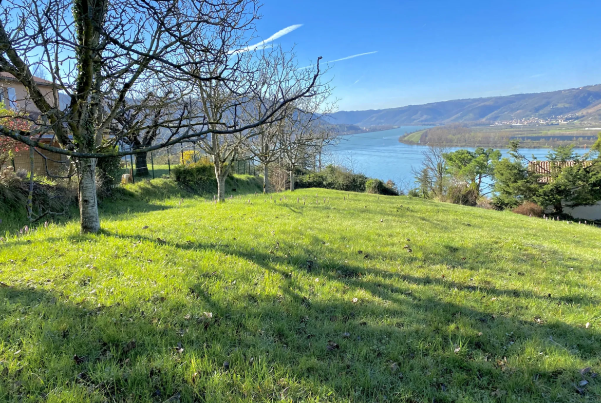 Vente superbe terrain de 970 m² avec vue sur le Rhône à Saint-Vallier 