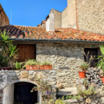 Maison en Pierre à Réhabiliter à Laroque des Albères