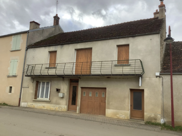 Maison de village à vendre à Genay - 65000 EUR