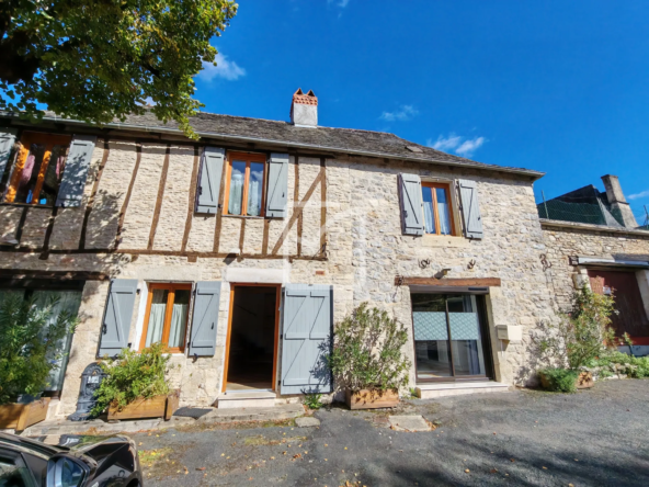 Maison de village restaurée à Condat-sur-Vezere