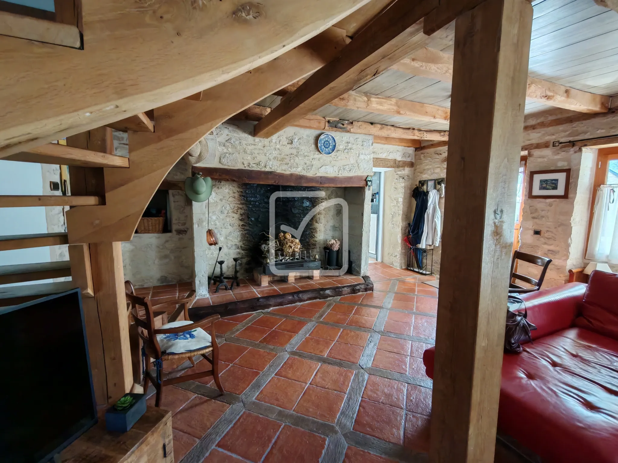 Maison de village restaurée à Condat-sur-Vezere 