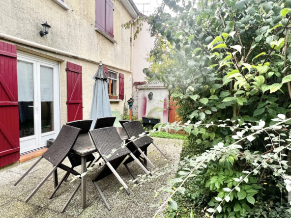 Découvrez cette maison de ville de 100 m² à Sainte-Savine