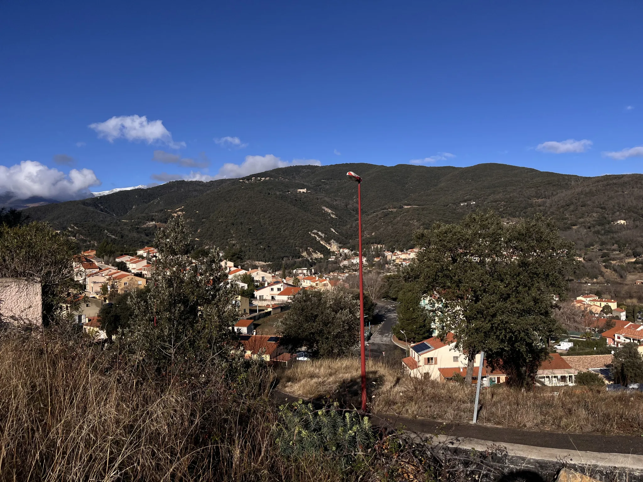 Terrain à bâtir avec belle vue à Amélie-les-Bains 