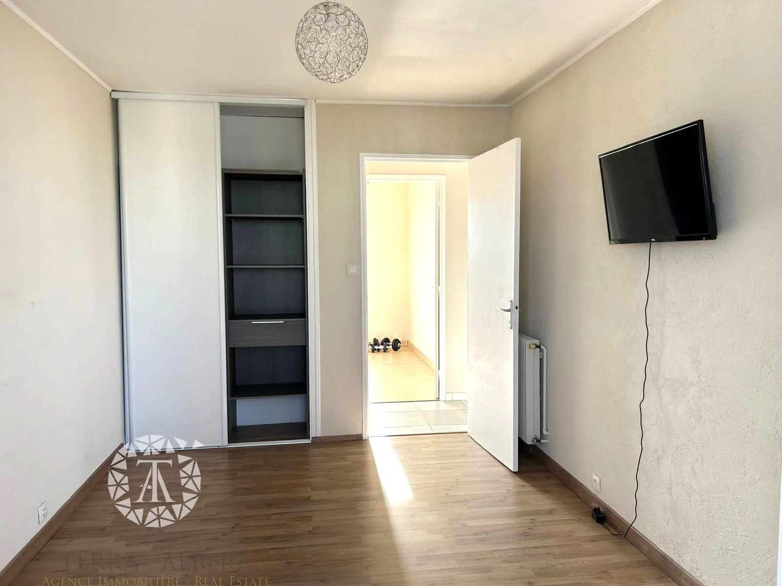 Appartement T3/4 à vendre sur la Place de la Sardane à Perpignan 