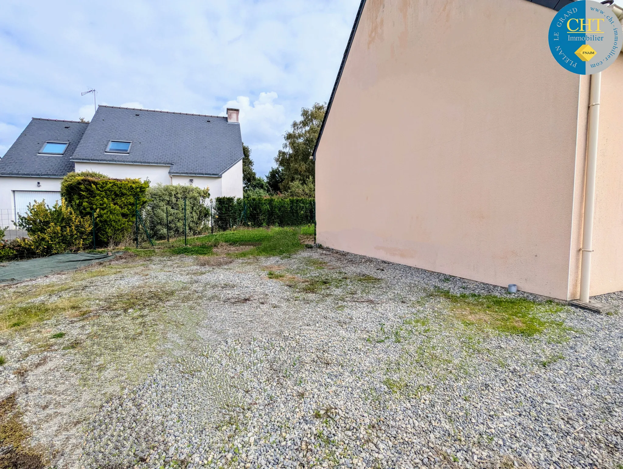 Maison à vendre à GUER (56 380) avec 3 chambres et grand terrain 