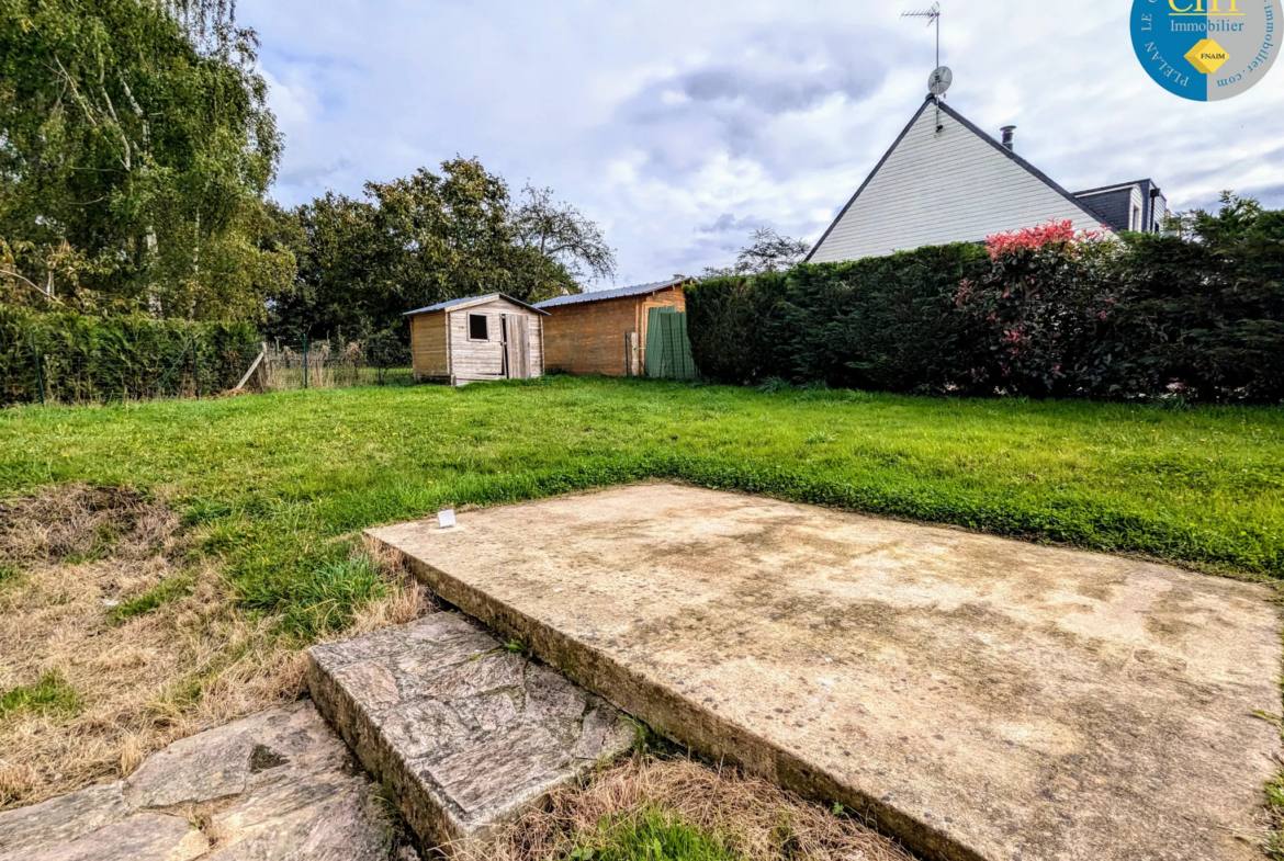 Maison à vendre à GUER (56 380) avec 3 chambres et grand terrain 