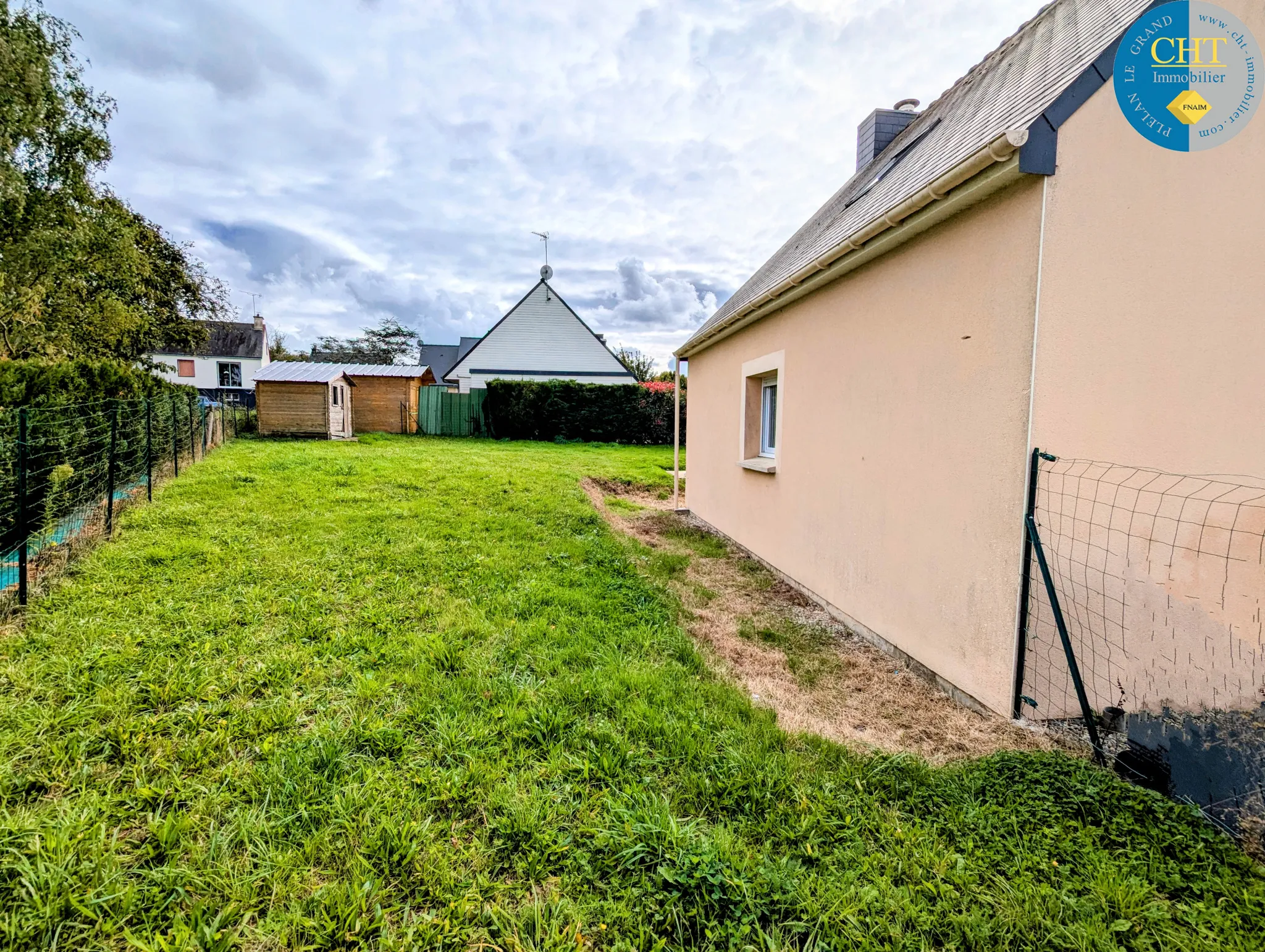 Maison à vendre à GUER (56 380) avec 3 chambres et grand terrain 