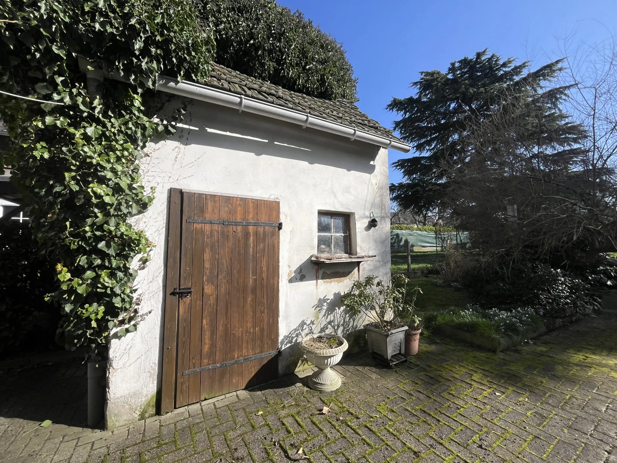 Maison familiale à vendre à L'Hôpital avec jardin 