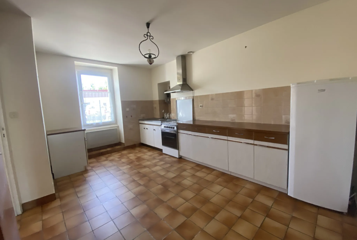 Maison à vendre à Guémené-sur-Scorff - 123000 EUR 