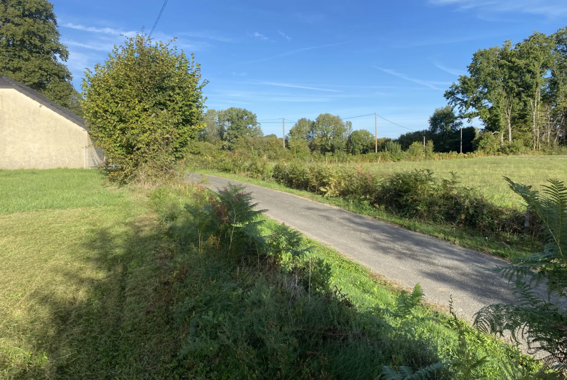 Terrain à vendre à Chamboulive en Corrèze - 1300 m² 