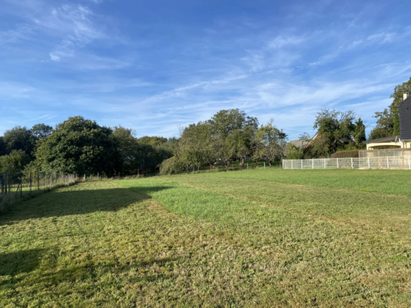 Terrain à vendre à Chamboulive en Corrèze - 1300 m²