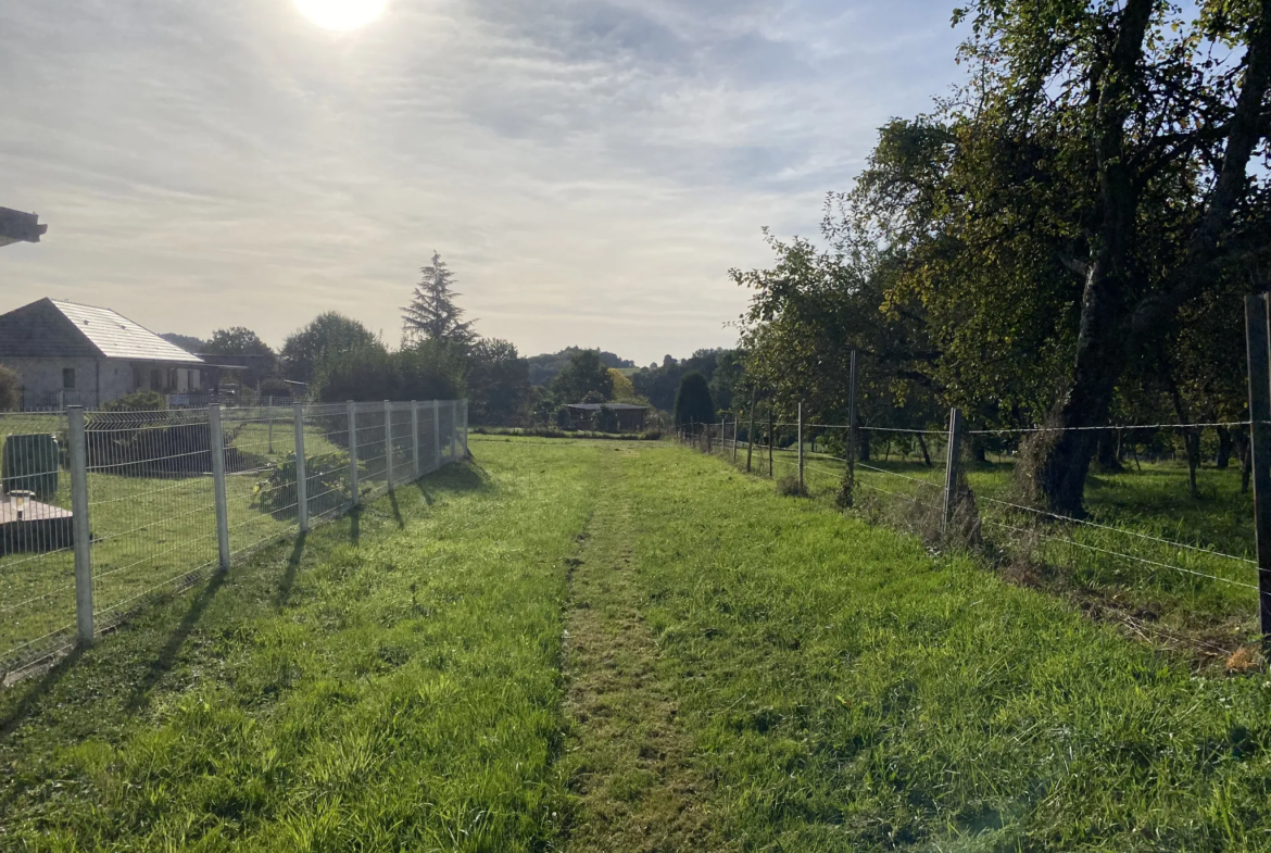 Terrain à vendre à Chamboulive en Corrèze - 1300 m² 