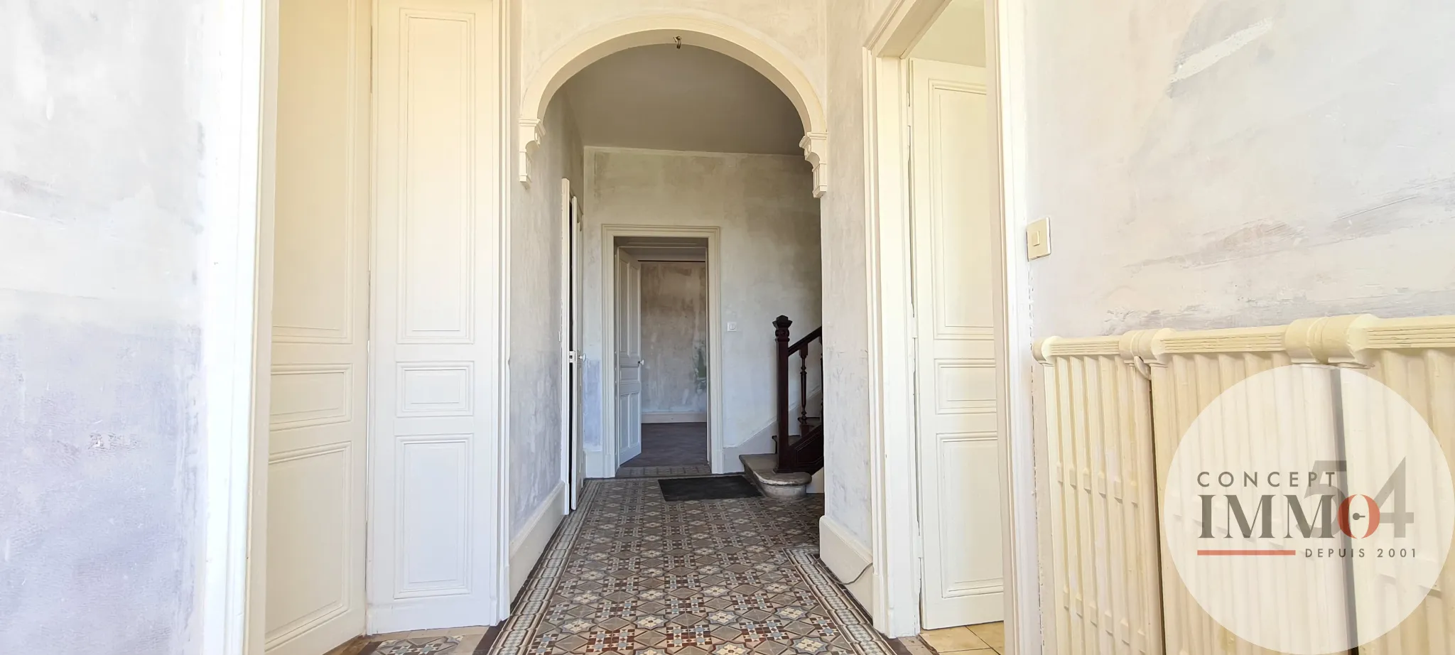 Maison à vendre à Toul - 5 chambres, grand jardin - 275 000 € 