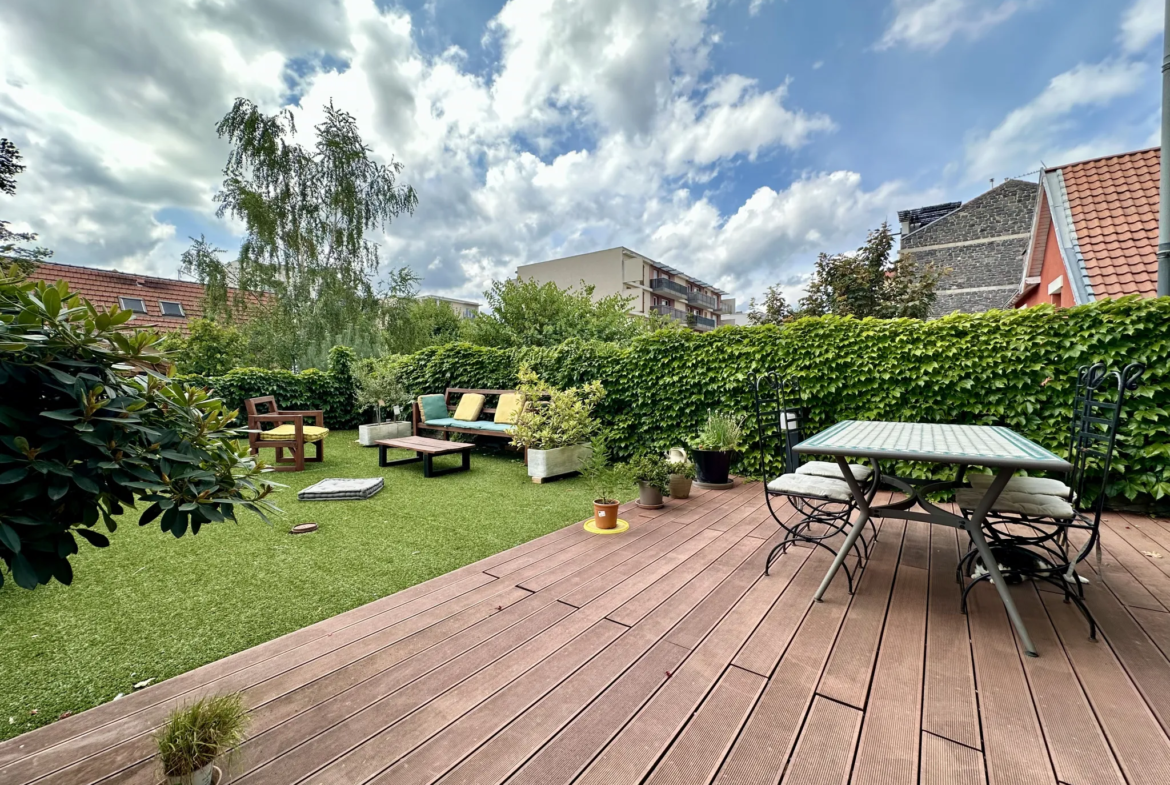 T4 rénové à vendre à Clermont-Ferrand - Terrasse et garage inclus 