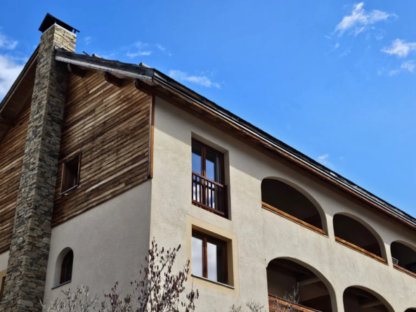 Appartement Type 3 Lumineux à Arvieux avec Terrasse Sud