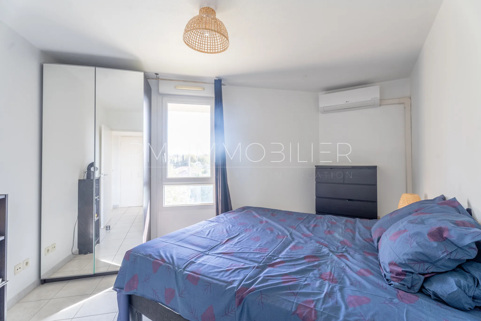 À vendre : Appartement T3 à Marseille 15ème avec vue sur la mer 