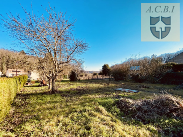 Terrain constructible de 501 m² à Montoire-sur-le-Loir