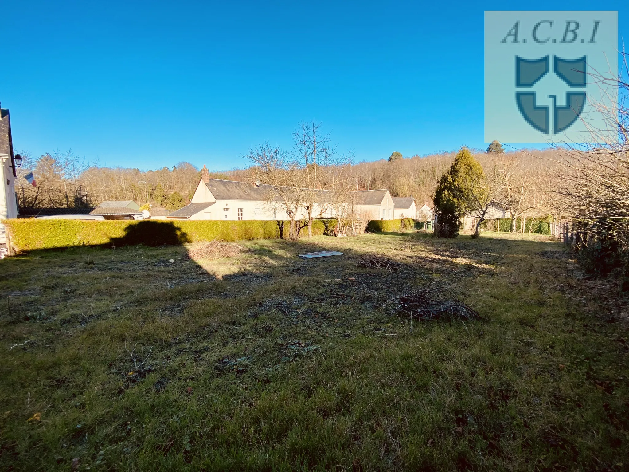 Terrain constructible de 501 m² à Montoire-sur-le-Loir 