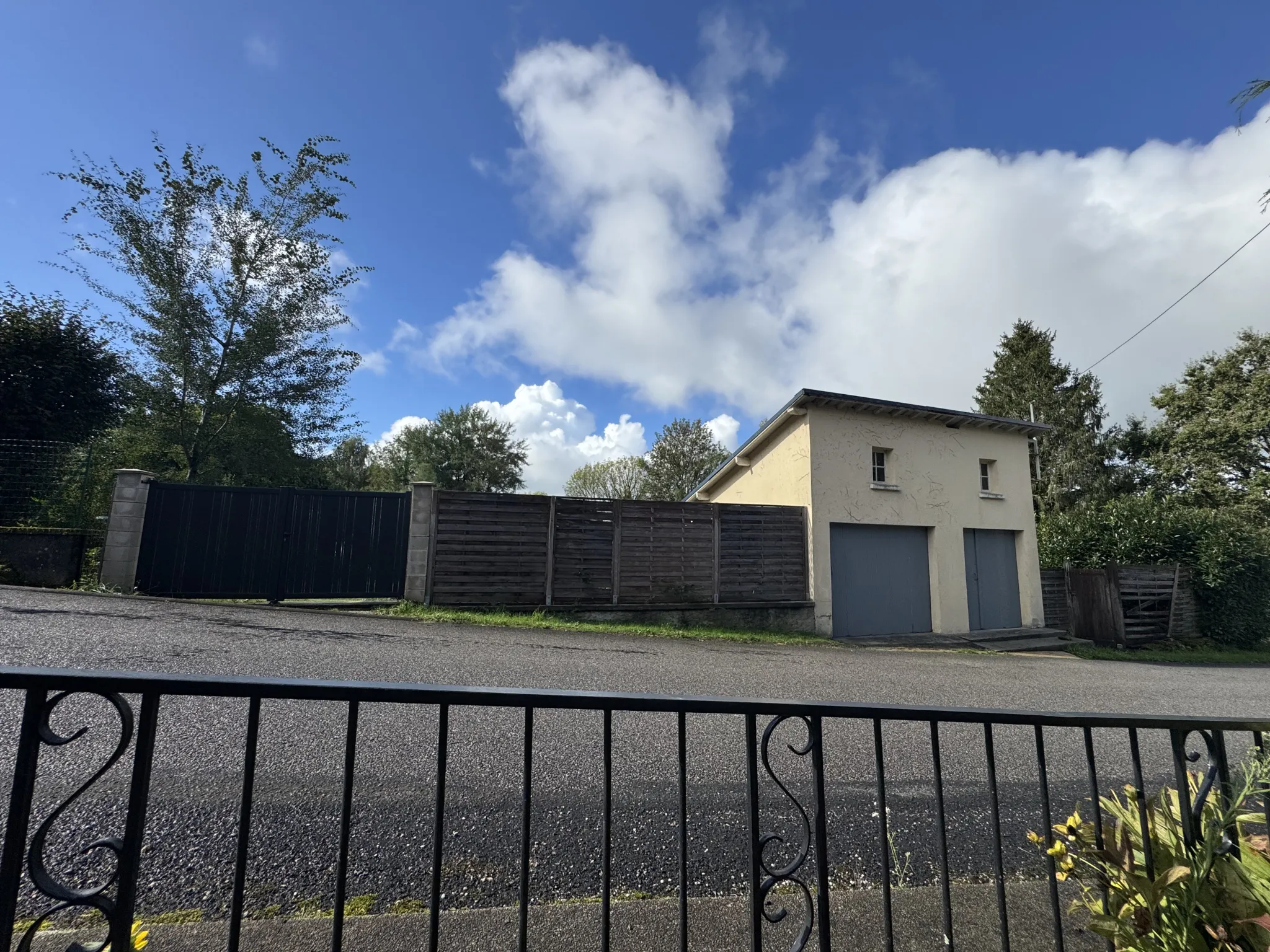 Maison à Madranges en Corrèze avec piscine 