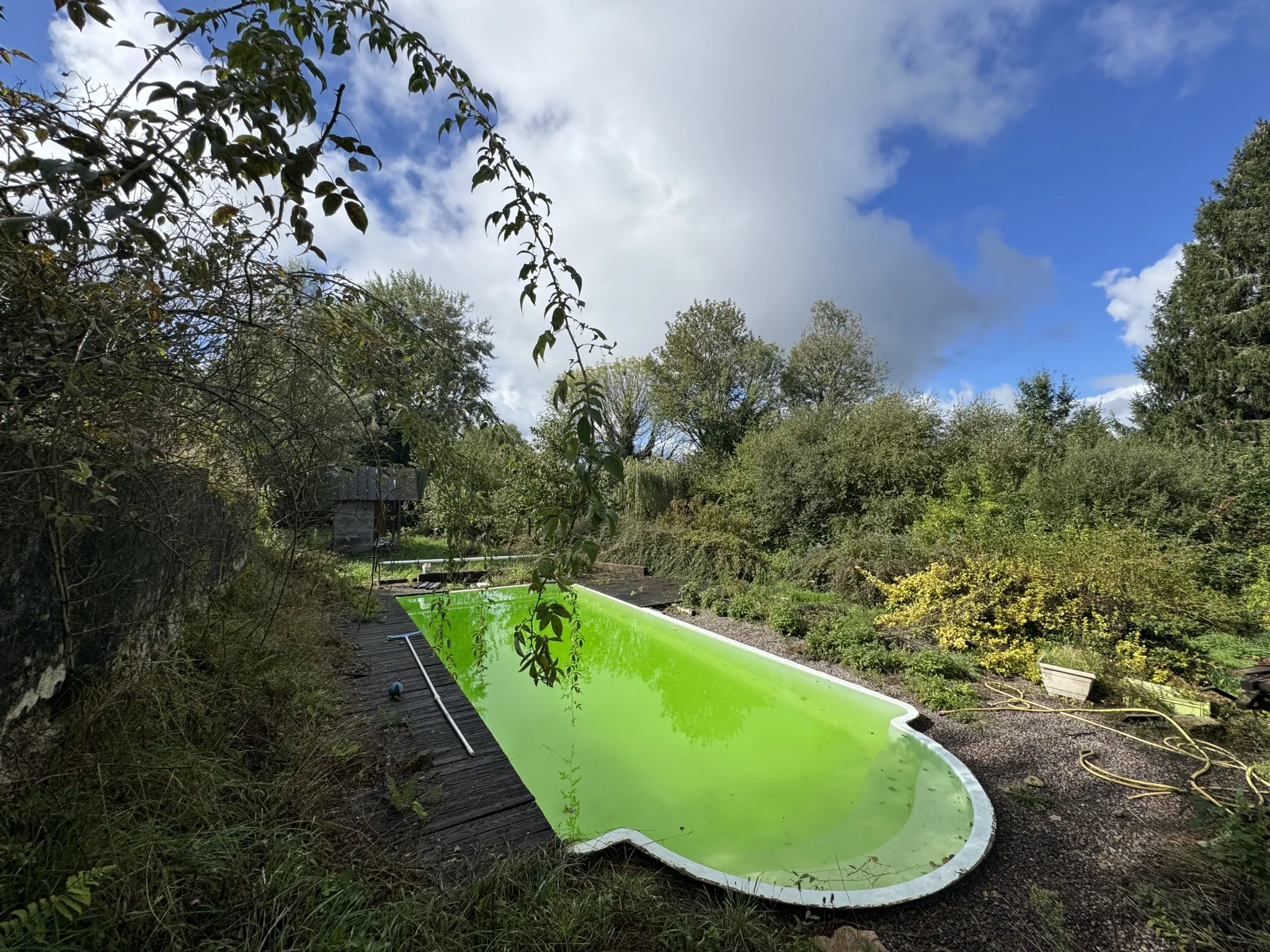 Maison à Madranges en Corrèze avec piscine 