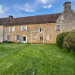 Charmant ensemble immobilier avec Longère de 1850 aux Portes du Périgord Noir et du Quercy