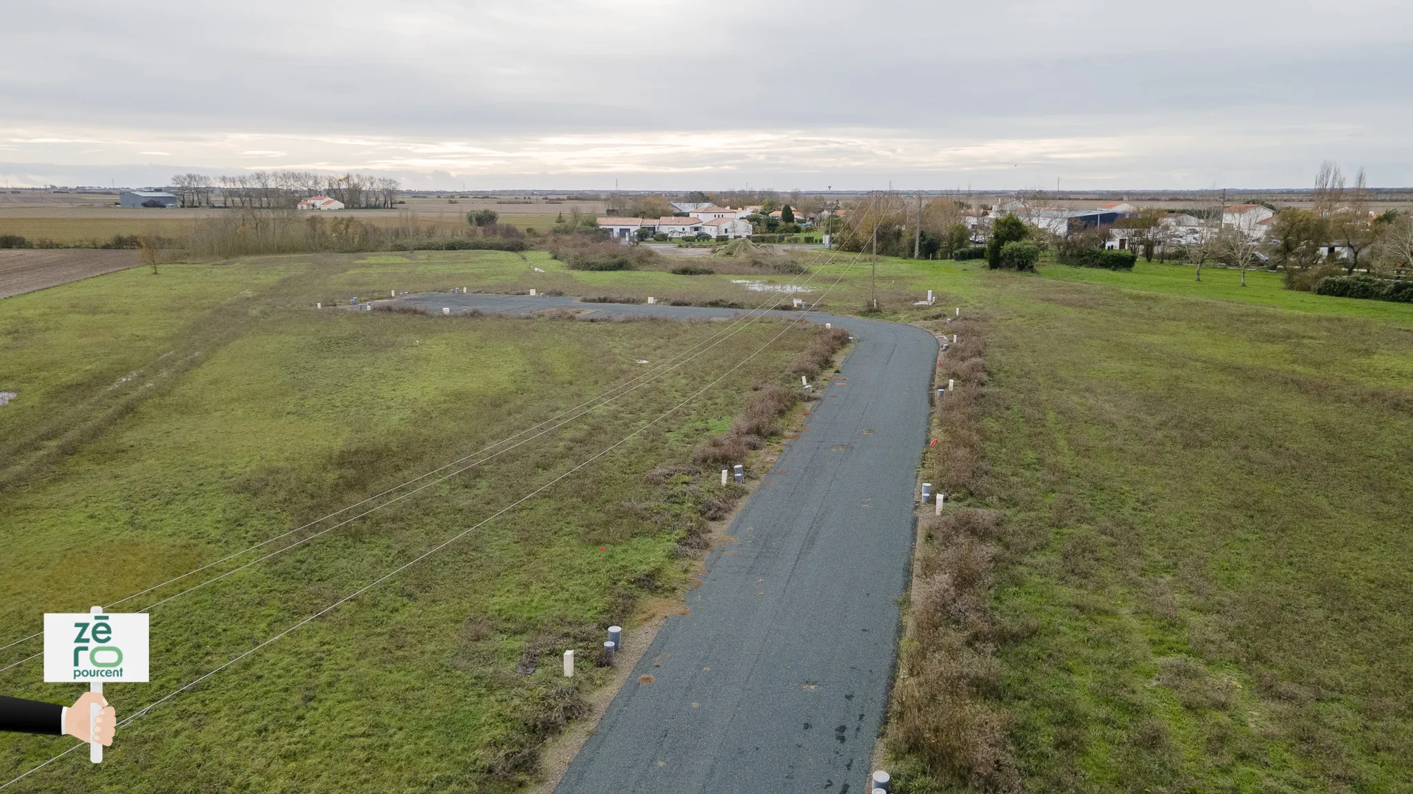 Parcelles Viabilisées à Vendre à Grues - Idéal pour Construction 