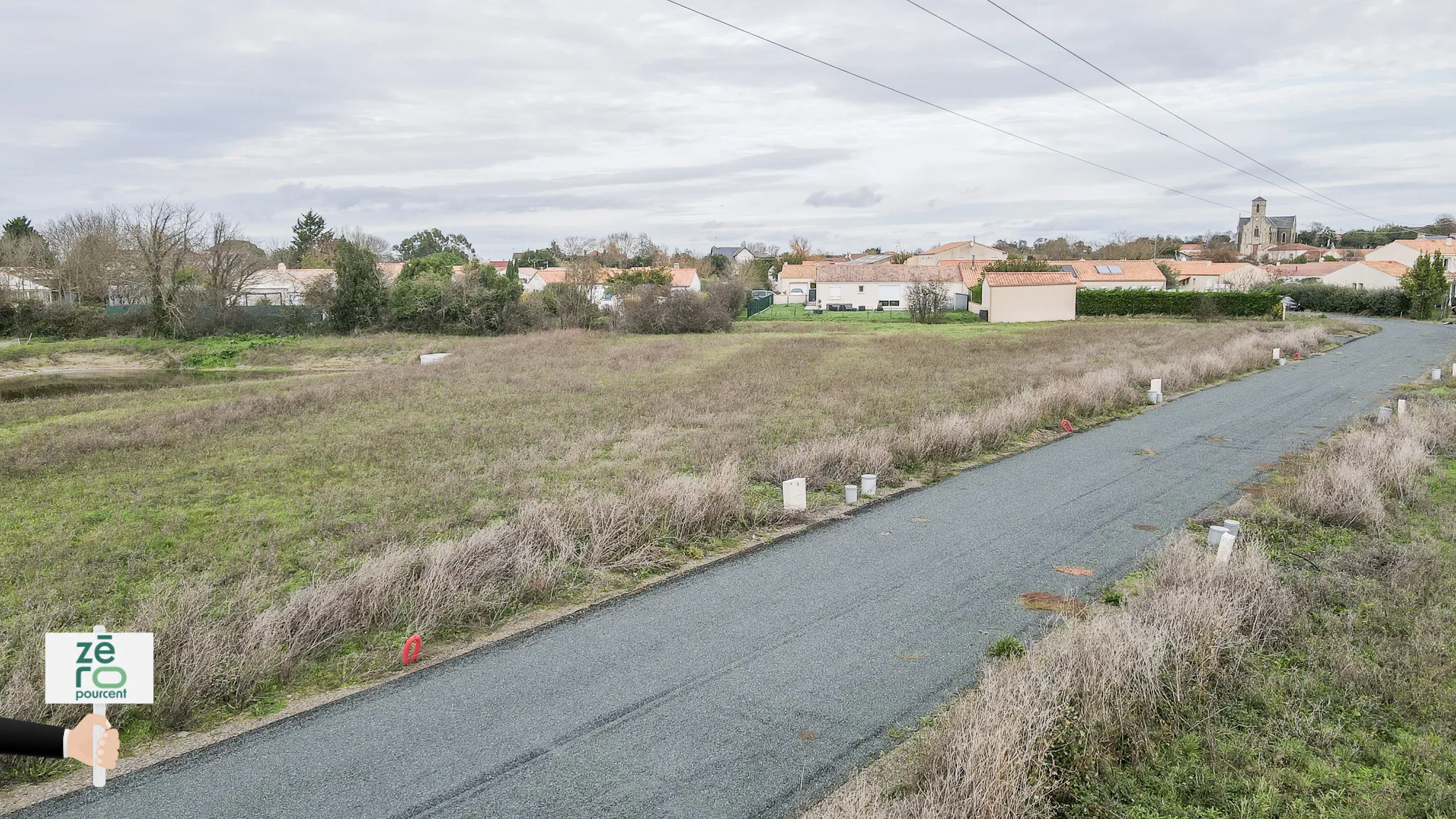 Parcelles Viabilisées à Vendre à Grues - Idéal pour Construction 