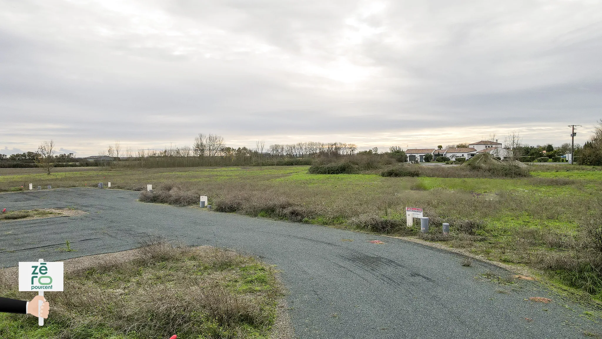 Parcelles Viabilisées à Vendre à Grues - Idéal pour Construction 