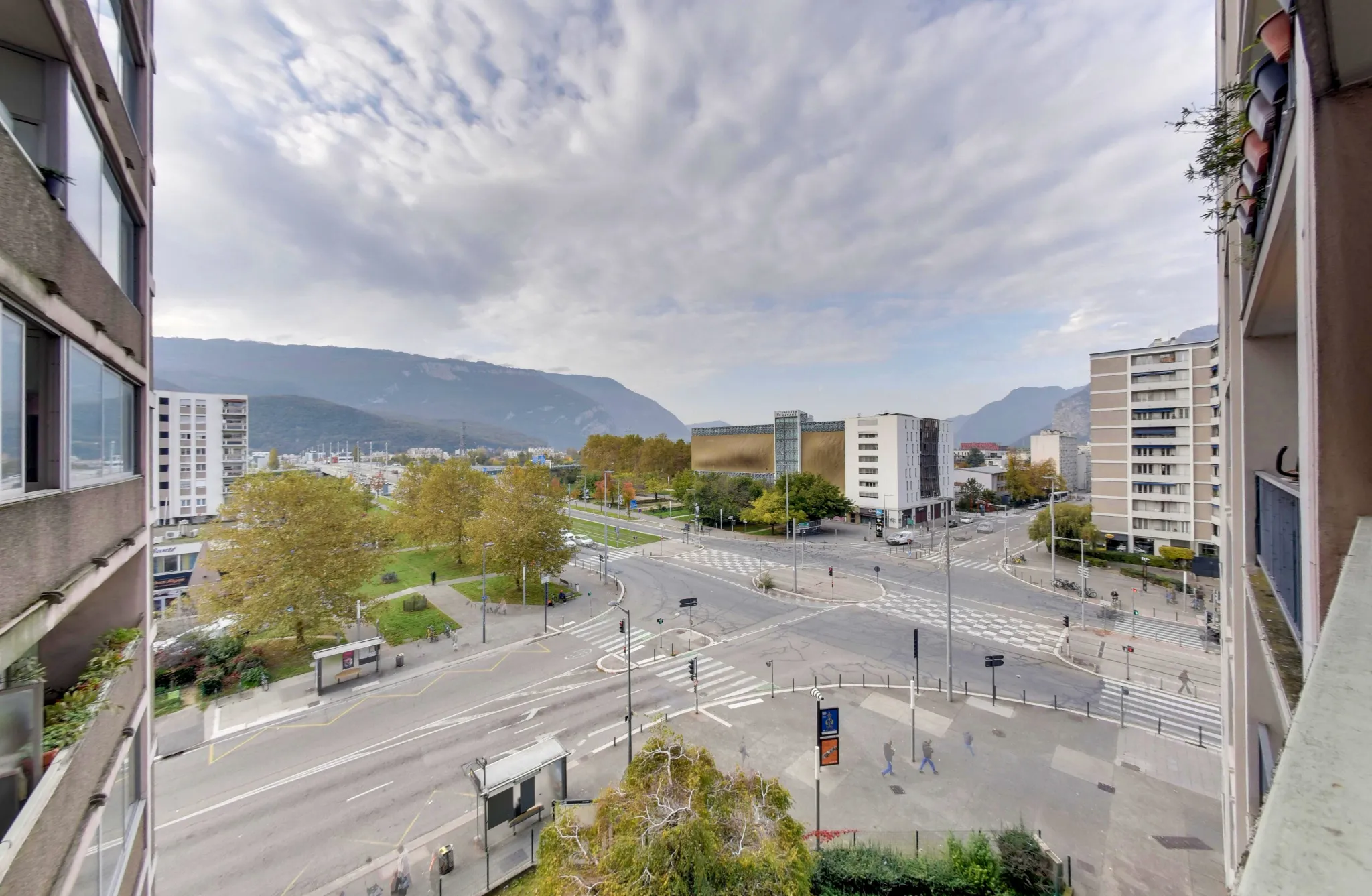 Appartement 4 pièces avec balcon à Grenoble 