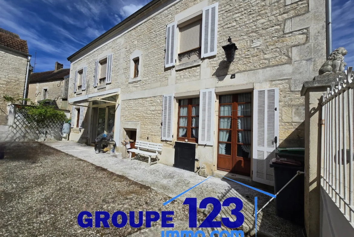 Maison à Charentenay avec potentiel d'aménagement - 234000 EUR 