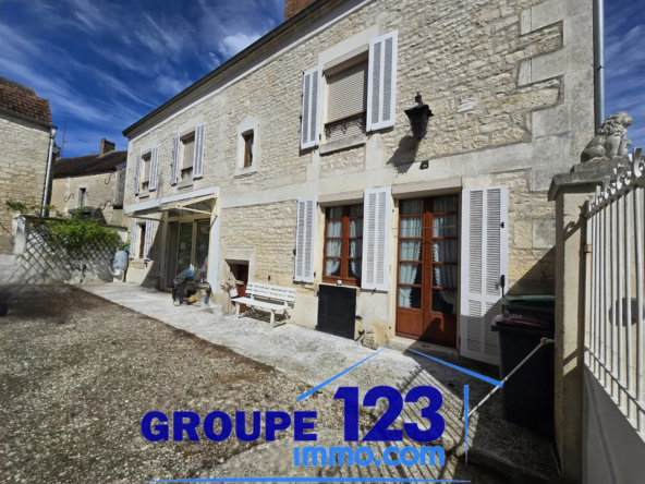 Maison à Charentenay avec potentiel d'aménagement - 234000 EUR