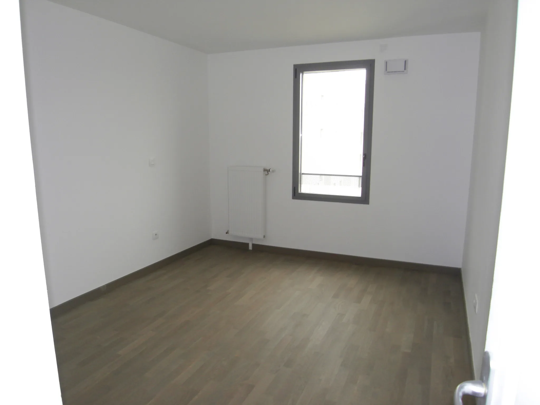 Appartement T3 avec balcon et stationnement à Reims, 1 rue Piper 