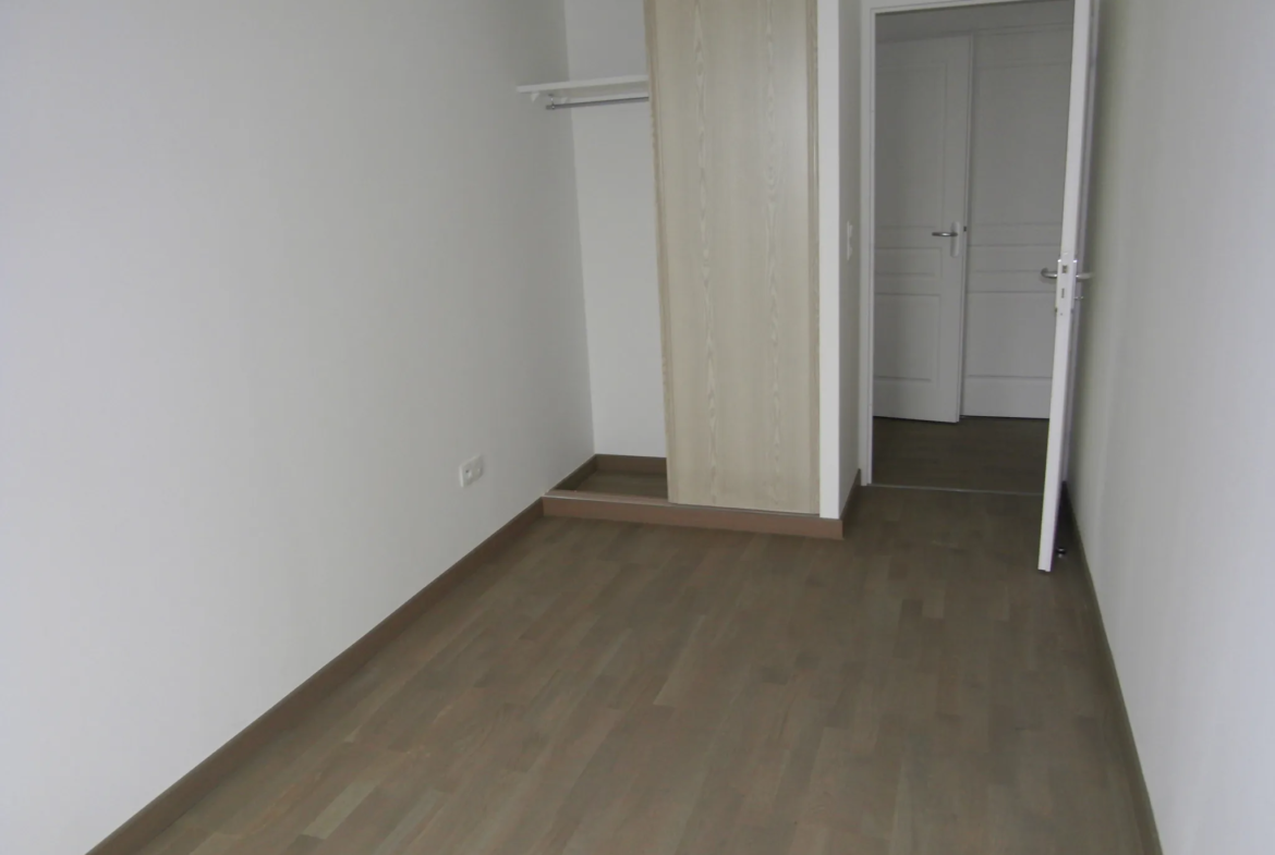 Appartement T3 avec balcon et stationnement à Reims, 1 rue Piper 