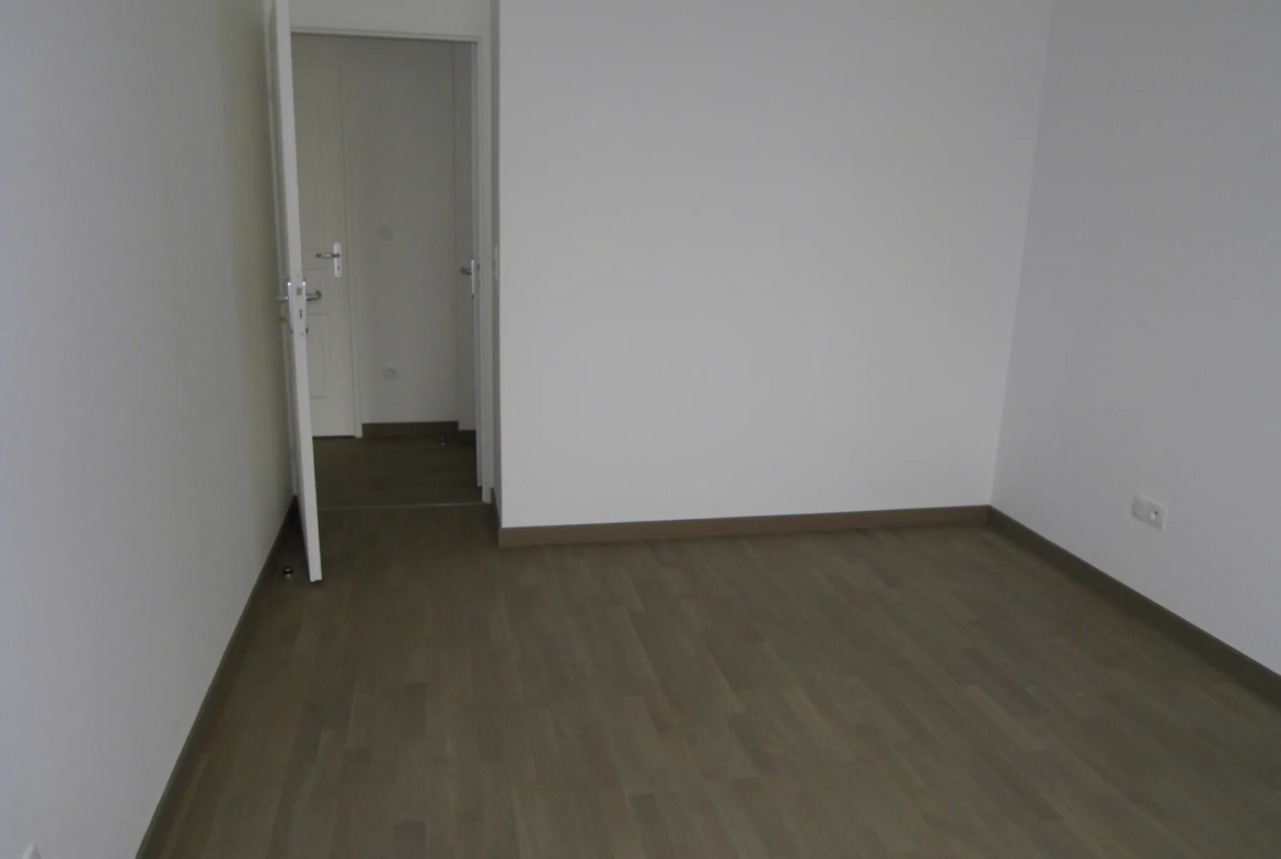 Appartement T3 avec balcon et stationnement à Reims, 1 rue Piper 