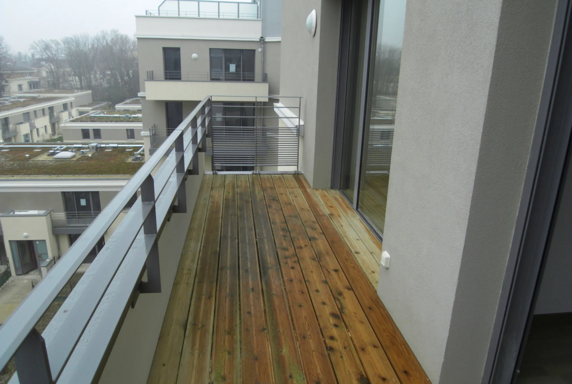 Appartement T3 avec balcon et stationnement à Reims, 1 rue Piper 